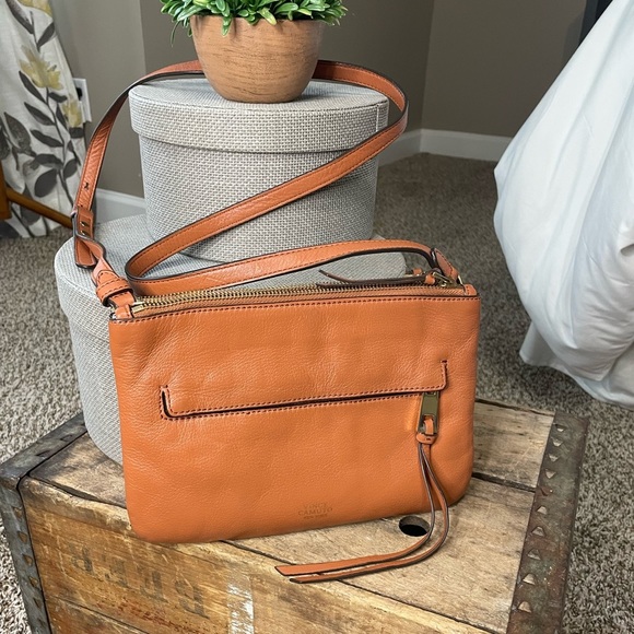 Vince Camuto Handbags - Vince Camuto  New York Brown Leather Cross-Body Purse